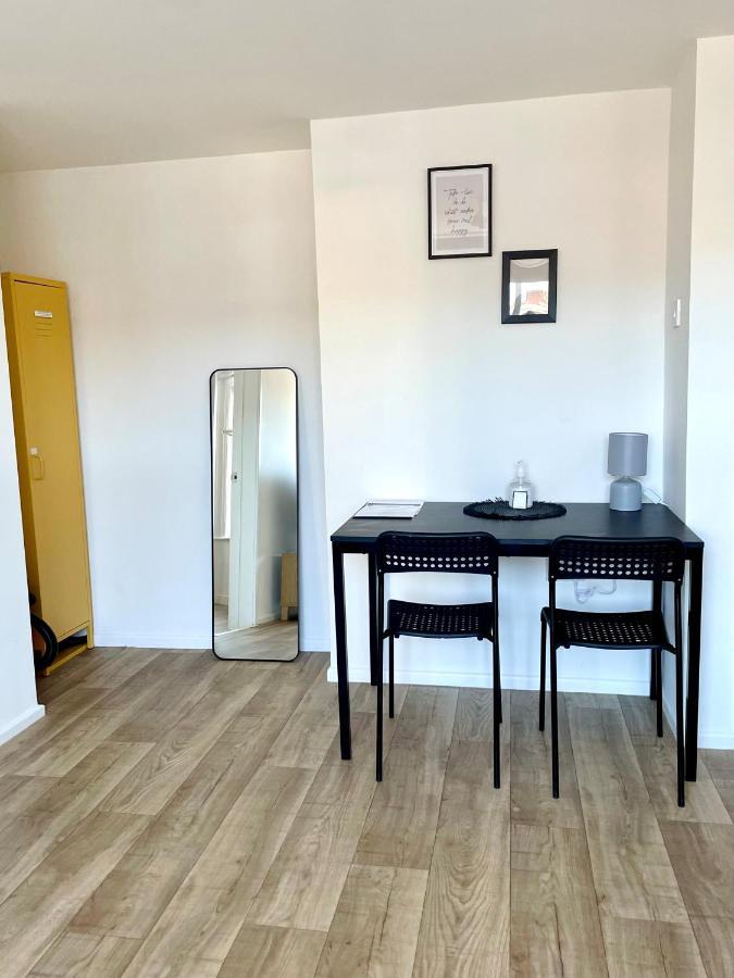 Spacious Coastal Stay In Central Location בורנמות' מראה חיצוני תמונה